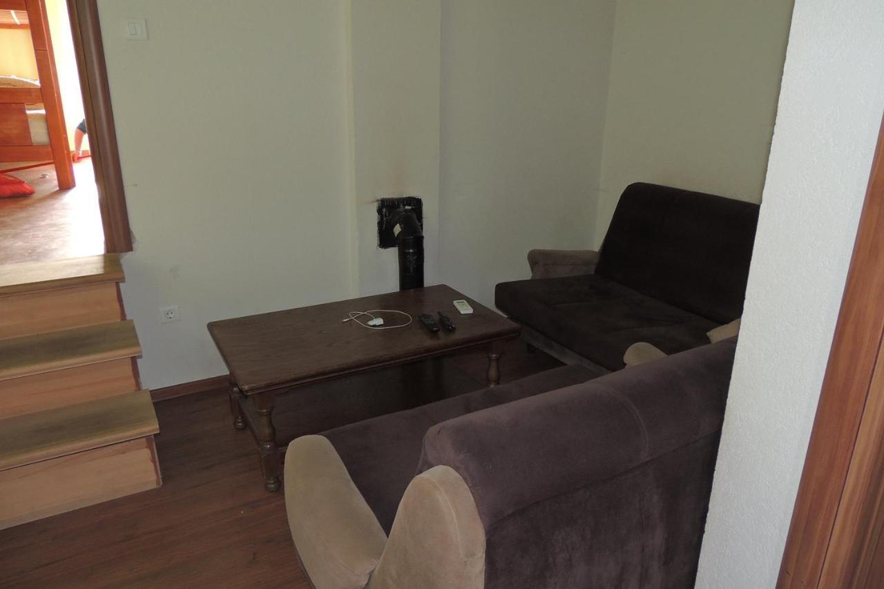 Hostel Villa Popovic 特拉夫尼克 外观 照片